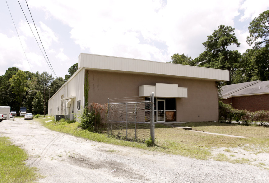 Primary Photo Of 2015 Mills B Lane Blvd, Savannah Warehouse For Sale