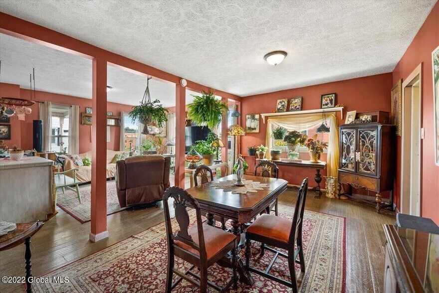 More Photos Of 67 Bridge St, Amsterdam Restaurant For Sale