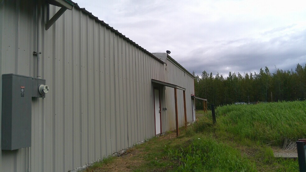 More Photos Of 4443 Moose Creek, North Pole Industrial For Lease