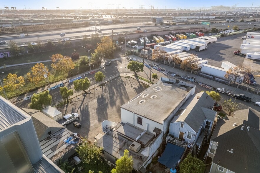 More Photos Of 310 Peralta St, Oakland Religious Facility For Sale