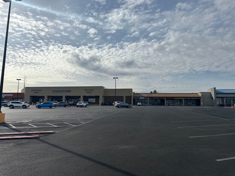 Primary Photo Of 3355 E Tropicana Ave, Las Vegas General Retail For Lease