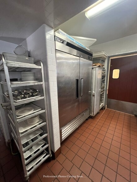 More Photos Of 200 Hill St, Jerome Hotel For Lease