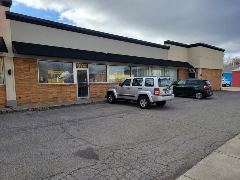 More Photos Of 974-976 Kenmore Ave, Buffalo Office For Lease