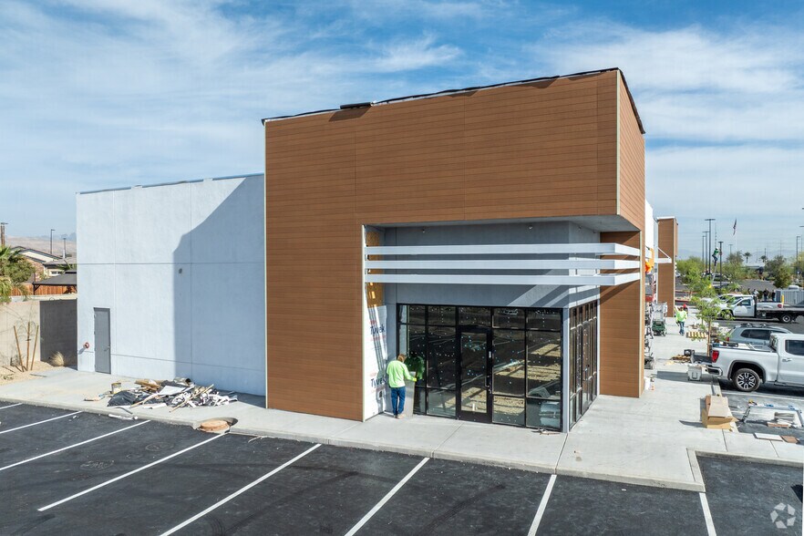 More Photos Of Rainbow Blvd Blue Diamond Blvd Blvd, Las Vegas Unknown For Lease