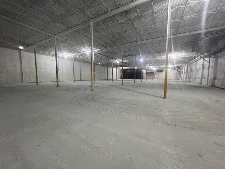 More Photos Of 1801 Bradford Ave, Leesburg Refrigeration Cold Storage For Sale