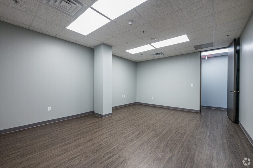 Photo of 4th Floor Ste 418