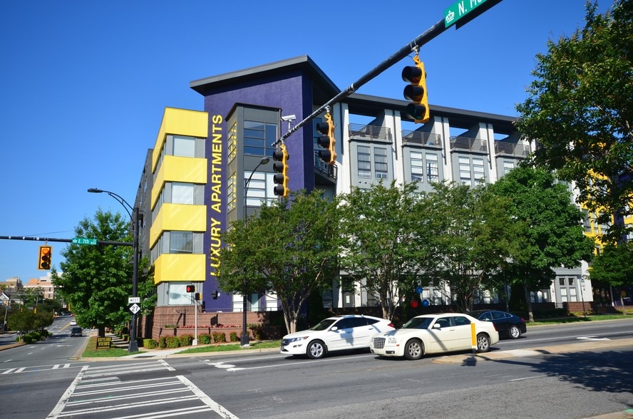 More Photos Of 810 E 7th St, Charlotte Apartments For Lease