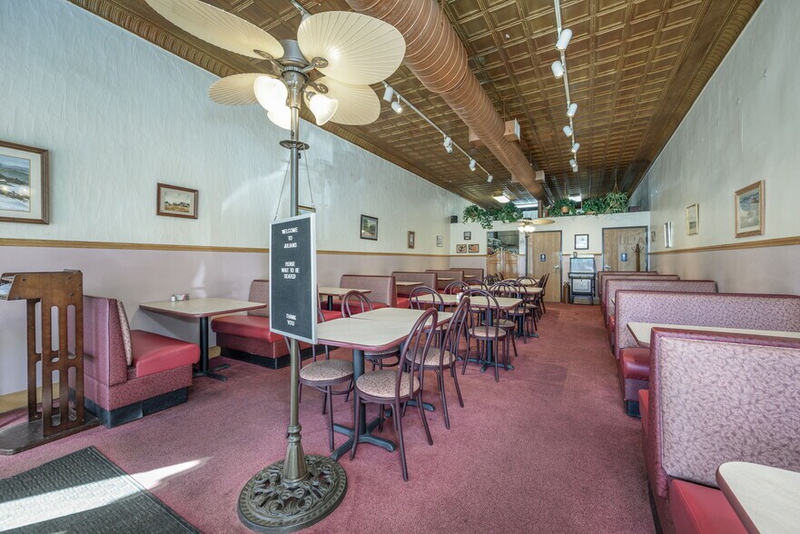 More Photos Of 314 Pioneer St, Akron Storefront For Sale