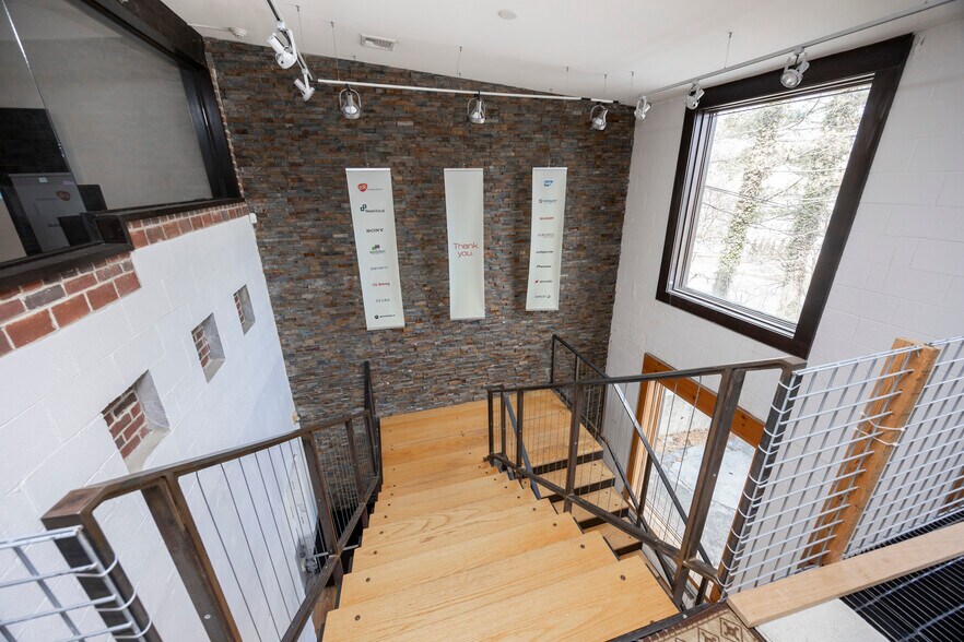 More Photos Of 232 Conestoga Rd, Wayne Loft Creative Space For Sale