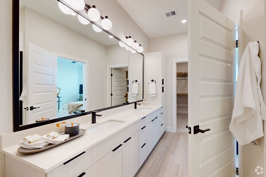 More Photos Of 2600 Wewatta way, Denver Apartments For Lease