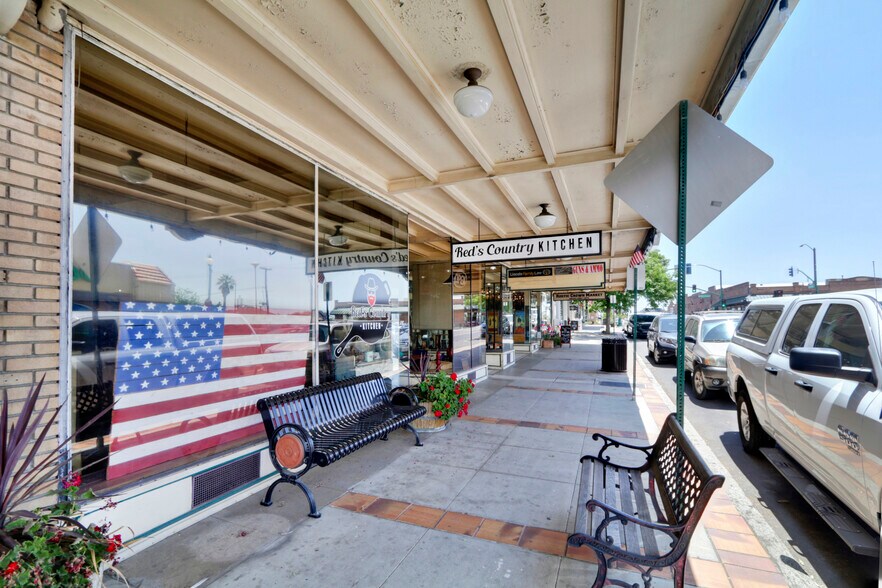 More Photos Of 533 G St, Lincoln Storefront Retail Office For Lease