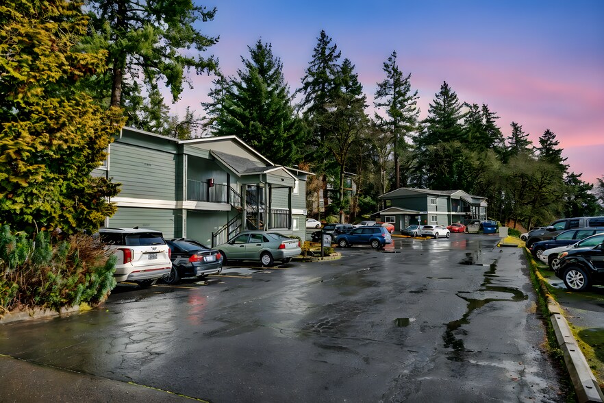 More Photos Of 4082 Commercial St SE, Salem Apartments For Sale