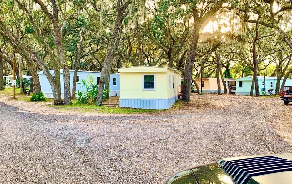 More Photos Of 28313 US Highway 27, Leesburg Multifamily For Sale