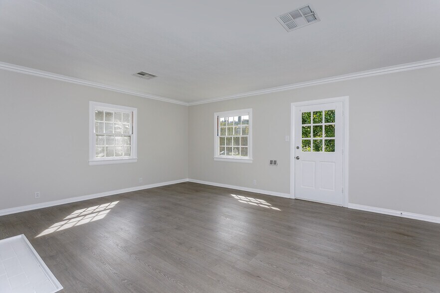 More Photos Of 1724 Meridian Ave, South Pasadena Apartments For Sale