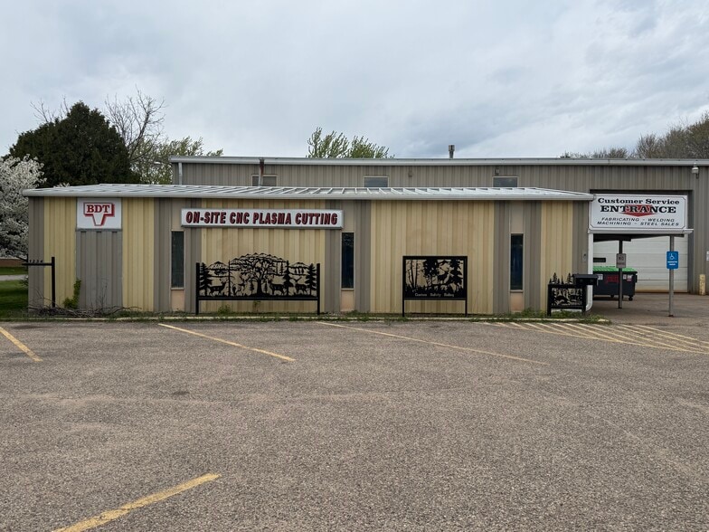 Primary Photo Of 600 25th Ave N, Wisconsin Rapids Manufacturing For Sale
