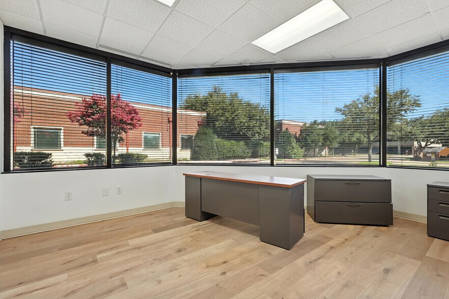 More Photos Of 1100 W Campbell Rd, Richardson Office For Lease