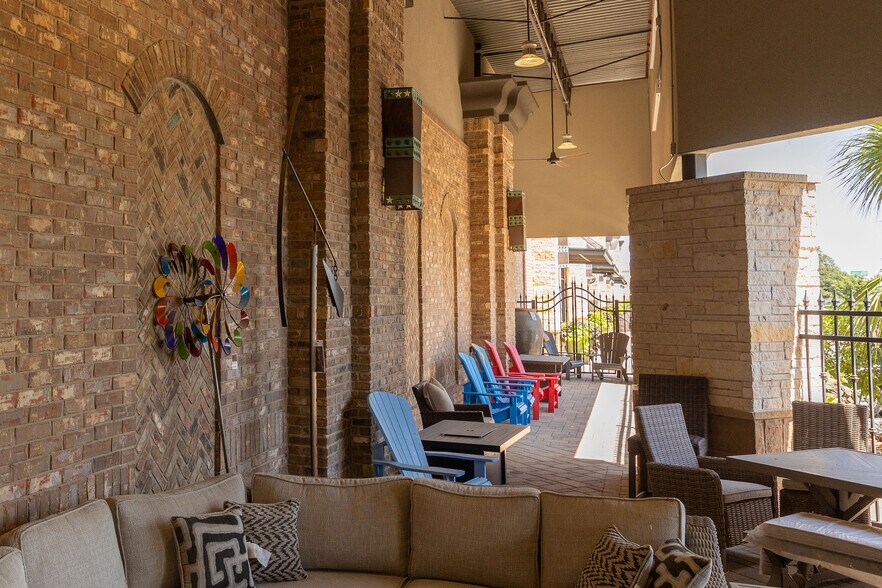 More Photos Of 2082 Highway 183, Leander Unknown For Sale