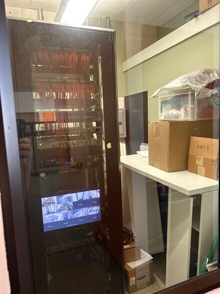 More Photos Of 1860 N Avenida Republica De Cuba, Tampa Office For Sale