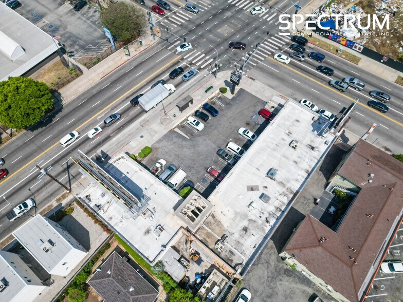 More Photos Of 1900 S La Brea Ave, Los Angeles Storefront For Lease