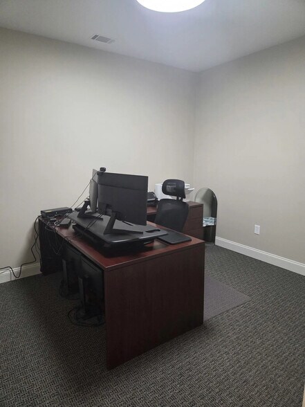 More Photos Of 375 Gaines School Rd, Athens Office For Lease
