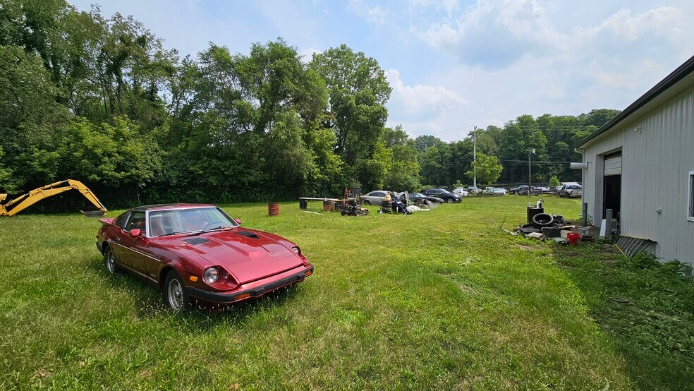 More Photos Of 4114 E Michigan Ave, Jackson Freestanding For Sale