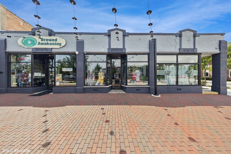 Primary Photo Of 19-23 W Quincy St, Westmont Storefront For Sale