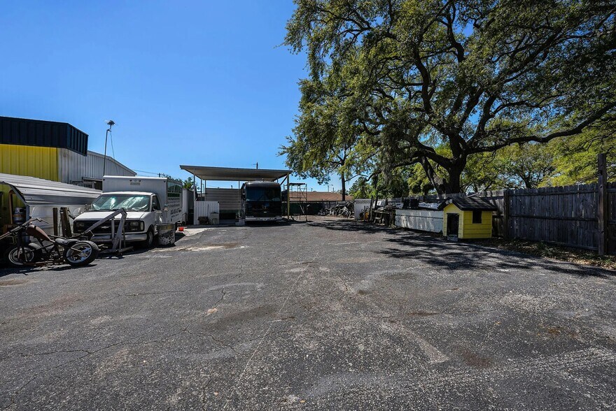 More Photos Of 9747 US Highway 19, Port Richey Freestanding For Sale