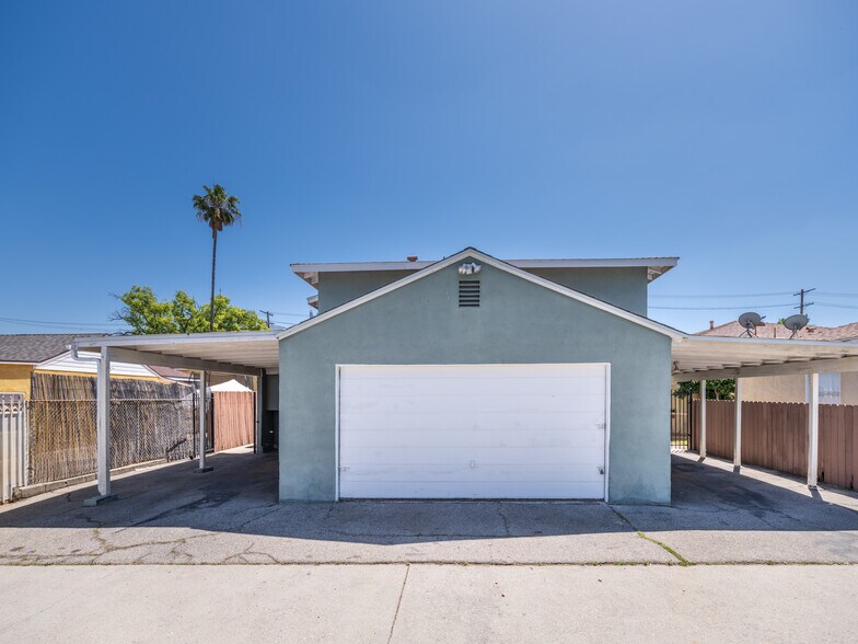 More Photos Of 10427 Oro Vista Ave, Sunland Apartments For Sale