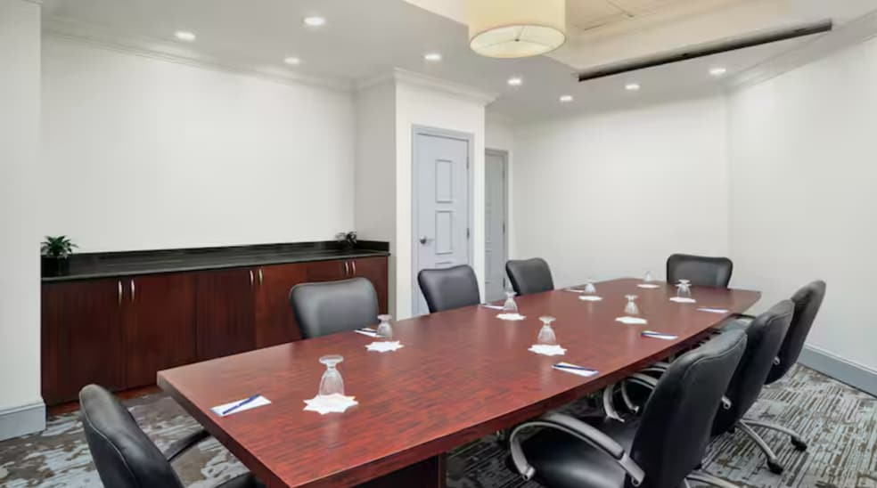 More Photos Of 651 N Winstead Ave, Rocky Mount Hotel For Sale