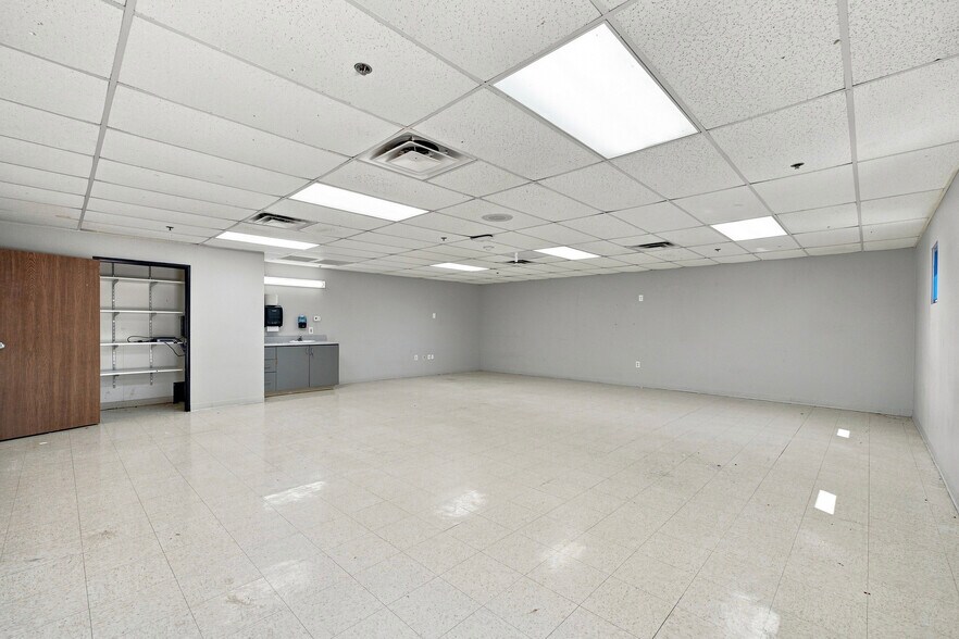 More Photos Of 2929 E McKellips Rd, Mesa Schools For Sale
