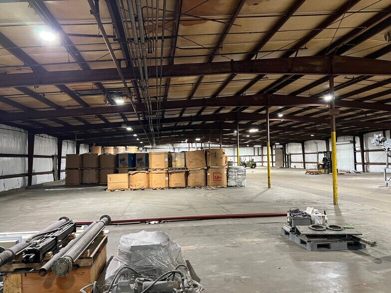More Photos Of 110 W 34th St, Chattanooga Warehouse For Sale