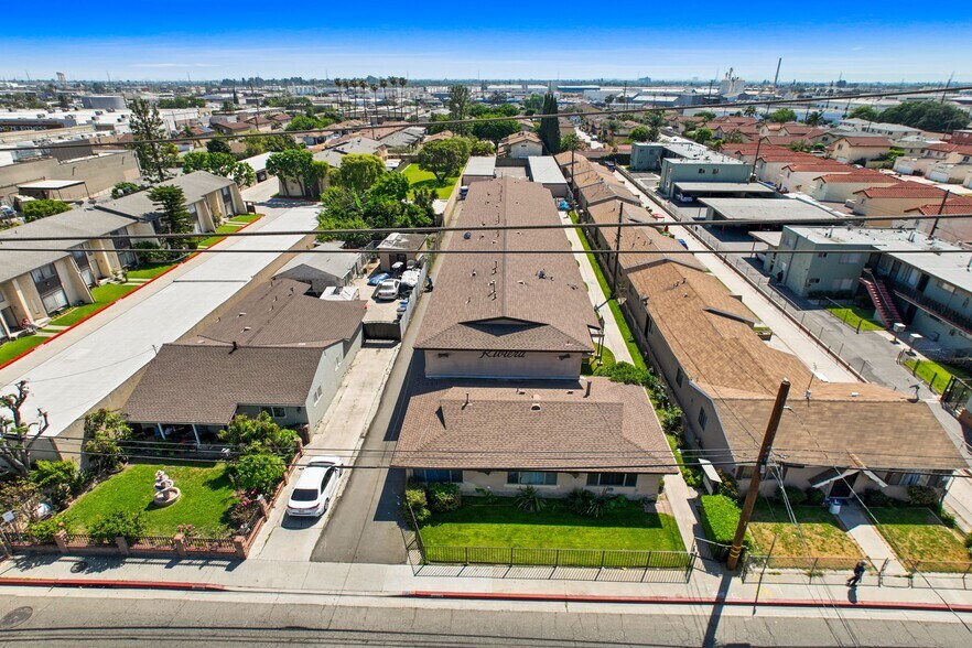 More Photos Of 4502 Elizabeth St, Cudahy Apartments For Sale