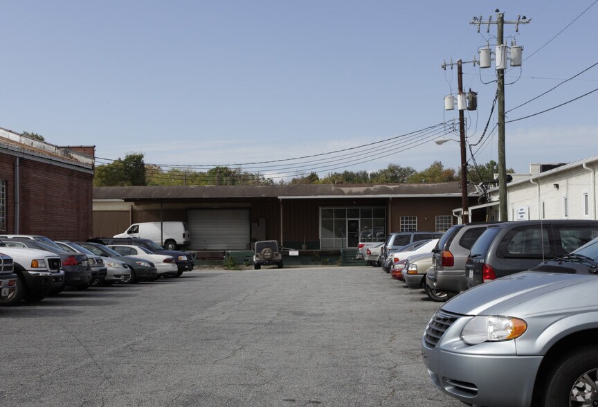 More Photos Of 10 Dooley Ave, Savannah Warehouse For Lease