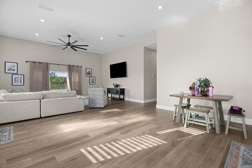 More Photos Of 301 County Road 436, Thrall Land For Sale