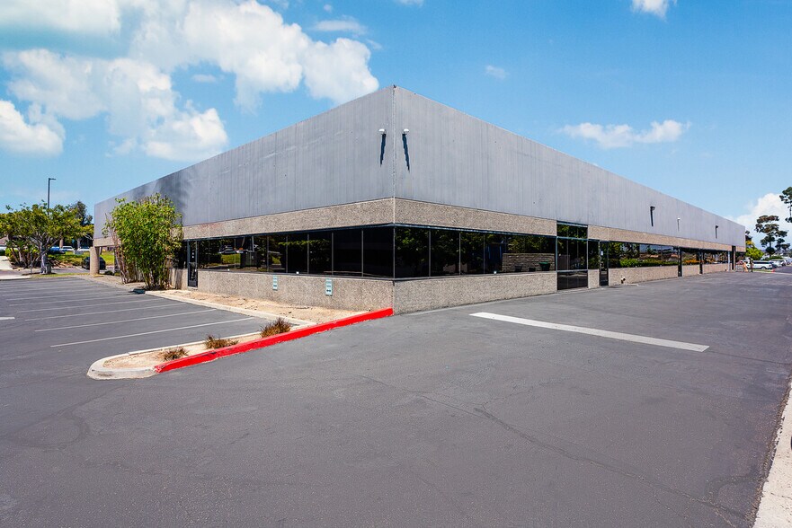 More Photos Of 6675 Mesa Ridge Rd, San Diego Office For Lease