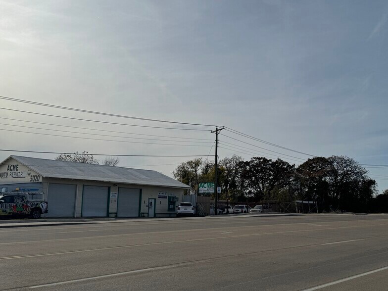 More Photos Of 5020 Mansfield Hwy, Fort Worth Auto Repair For Sale