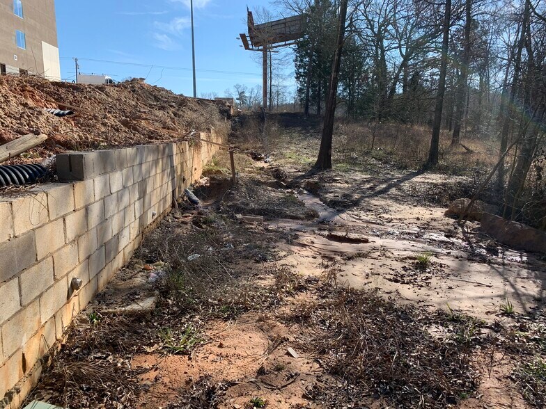 More Photos Of Interstate 20, Lindale Land For Sale