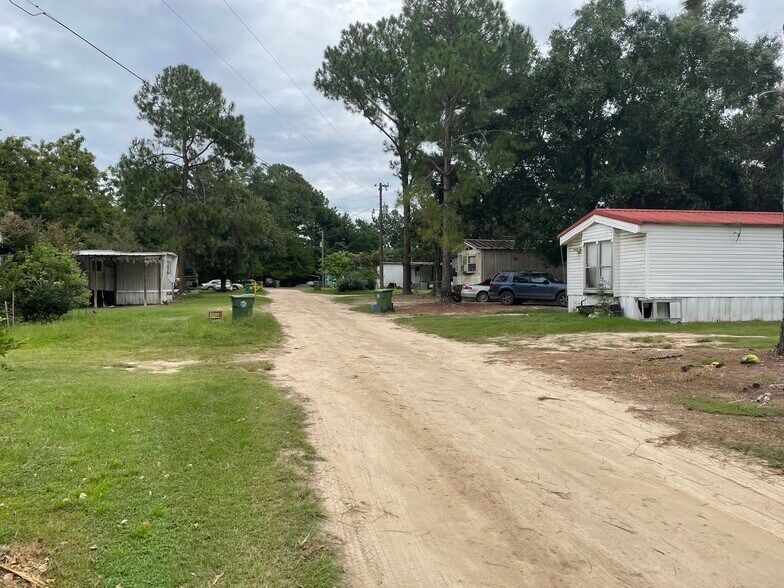 More Photos Of 146 David St, Adel Manufactured Housing Mobile Home Park For Sale