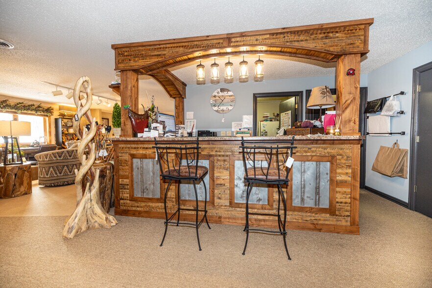 More Photos Of 7967 US Highway 51, Minocqua General Retail For Sale