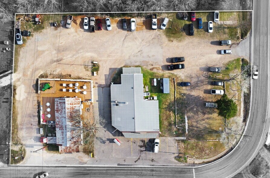 More Photos Of 12390 Farm to Market 390 W Rd, Burton Freestanding For Sale