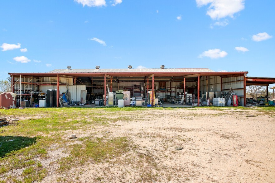More Photos Of 5075 Highway 21, San Marcos Warehouse For Sale