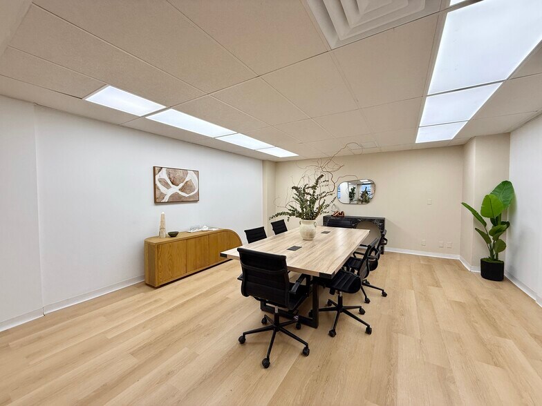 More Photos Of 580 Fifth Ave, New York Office For Lease