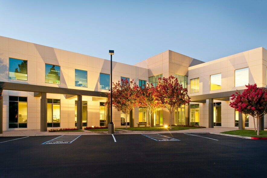 Primary Photo Of 2055 Laurelwood Rd, Santa Clara Office For Lease