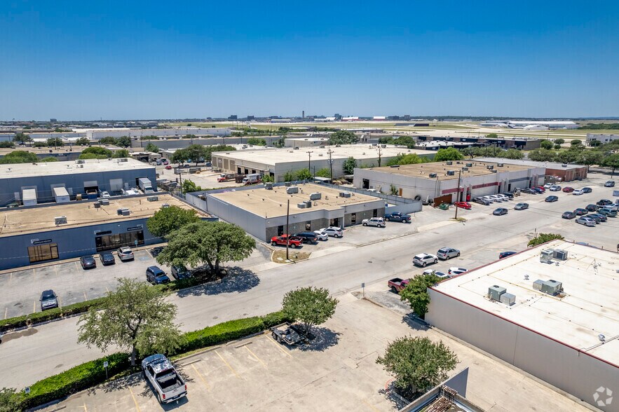 More Photos Of 2438 Boardwalk St, San Antonio Research And Development For Sale