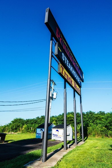 More Photos Of 7052 Benton Rd, Paducah Restaurant For Sale