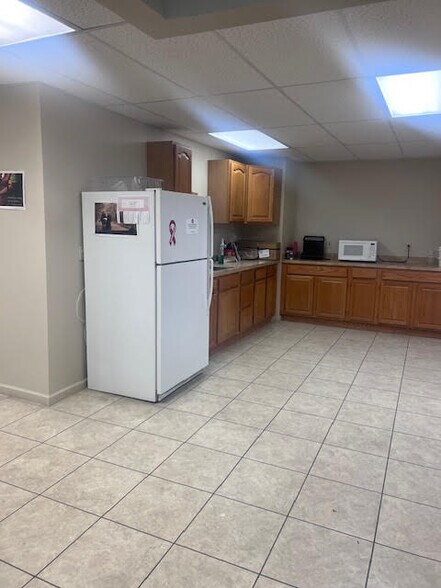 More Photos Of 71 Monroe Ave, Pittsford Office For Sale