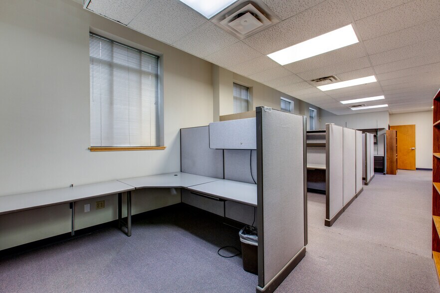 More Photos Of 5878 S Rapp St, Littleton Office For Lease