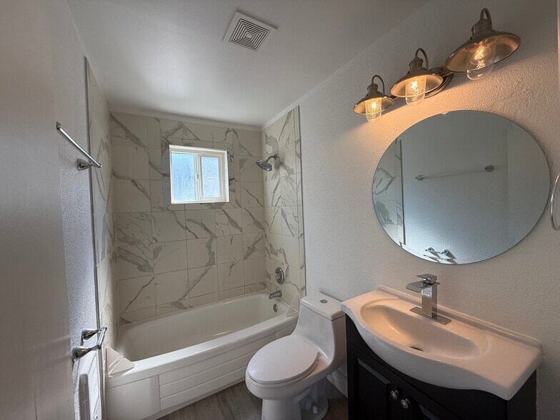 More Photos Of 1405 W 8th Ave, Spokane Apartments For Sale