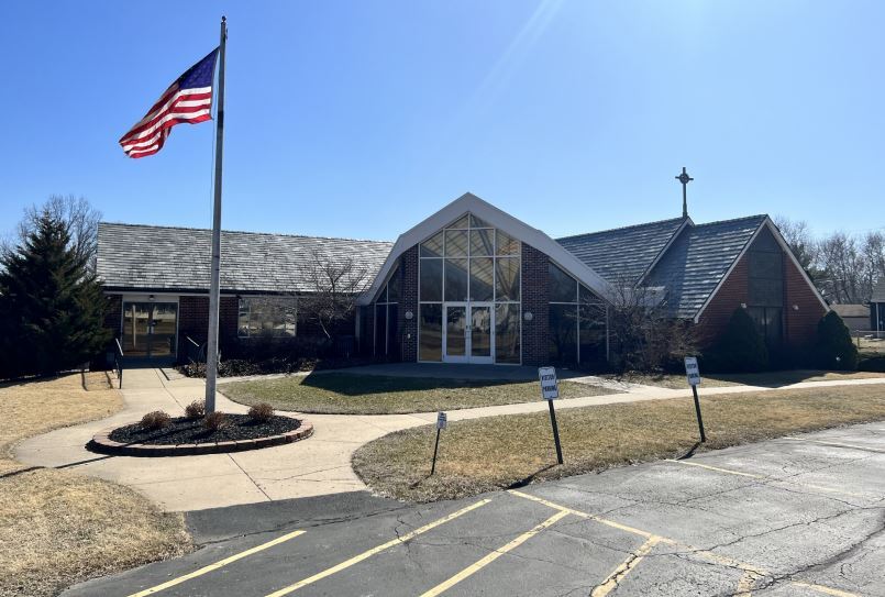 Primary Photo Of 5757 Blue Ridge Blvd, Raytown Religious Facility For Sale