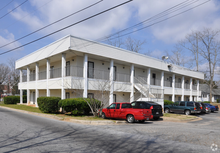 Primary Photo Of 149 S McDonough St, Jonesboro Office For Lease